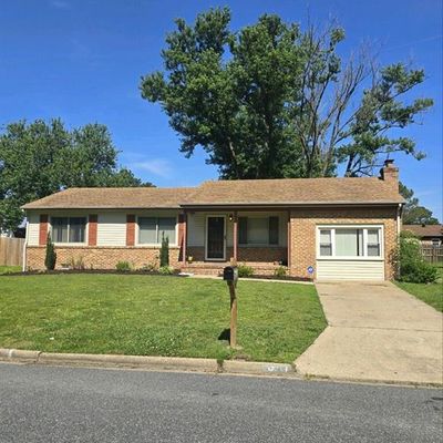 2047 Midway Ave, Chesapeake, VA 23324