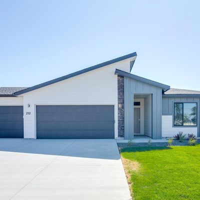 212 Golden Citrine Ave, Caldwell, ID 83605