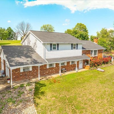 214 Indian Ln, Boyertown, PA 19512