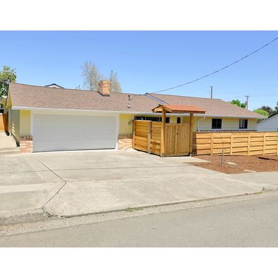 1745 W 25 Th Ave, Eugene, OR 97405