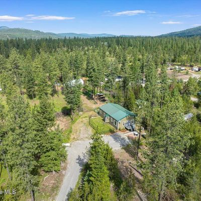 18 Premier Dr, Blanchard, ID 83804