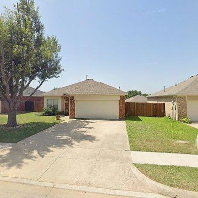 2416 Westheimer Rd, Denton, TX 76210