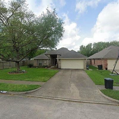 215 Briarwood Ct, League City, TX 77573