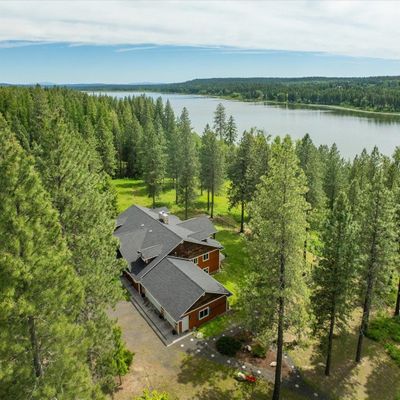 2218 E Sandy Beach Rd, Elk, WA 99009