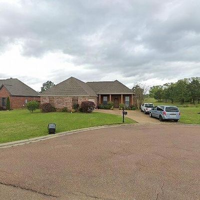 223 Clubview Cir, Pearl, MS 39208