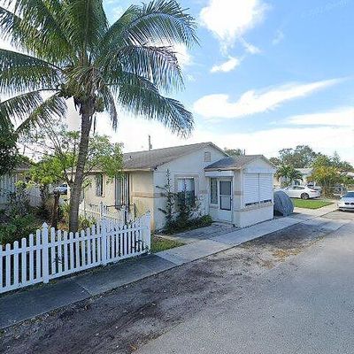 2314 Farragut St, Hollywood, FL 33020