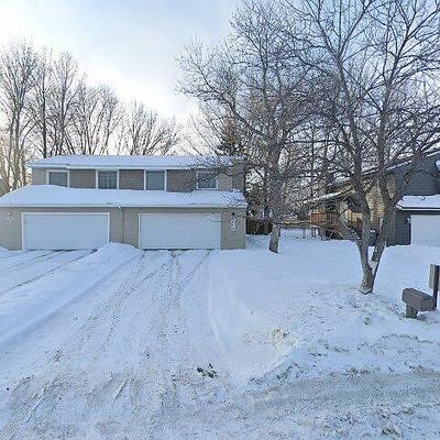 3005 22 Nd St S, Moorhead, MN 56560