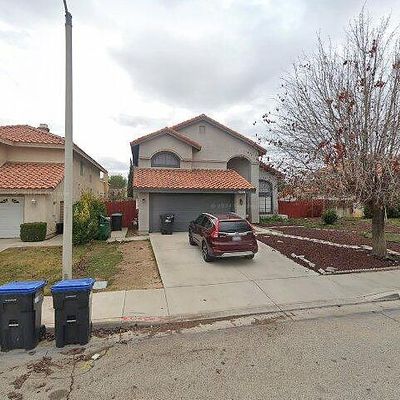 3106 Caminito Ln, Palmdale, CA 93550