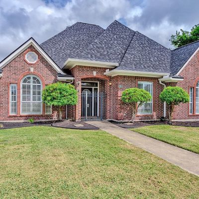 3153 Canterbury Ln, Port Neches, TX 77651