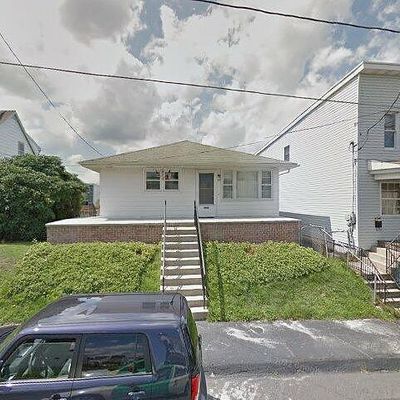 318 S Balliet St, Frackville, PA 17931