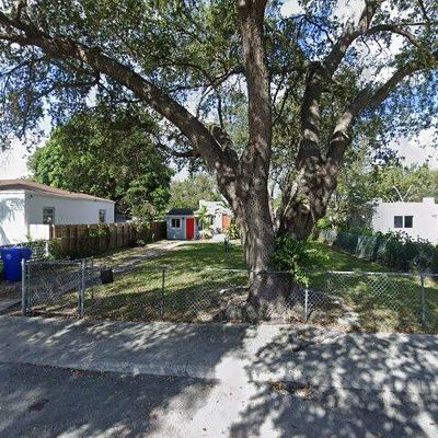 337 Nw 44 Th St, Miami, FL 33127