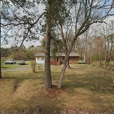 2785 Bay Rd, Wallace, NC 28466