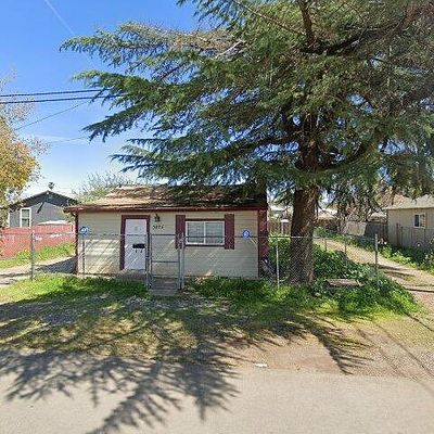 3825 Roseben Ave, Oroville, CA 95966