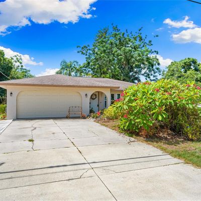 4144 Winthrop St, Sarasota, FL 34232