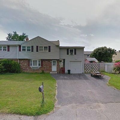 36 Adelaide Ave, Methuen, MA 01844