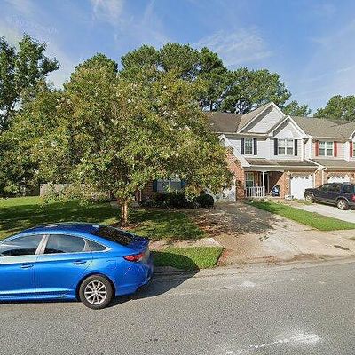 519 S Lake Cir, Chesapeake, VA 23322