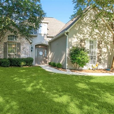 523 Red Maple Dr, Mandeville, LA 70448