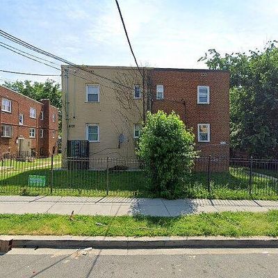 4254 6 Th St Se, Washington, DC 20032