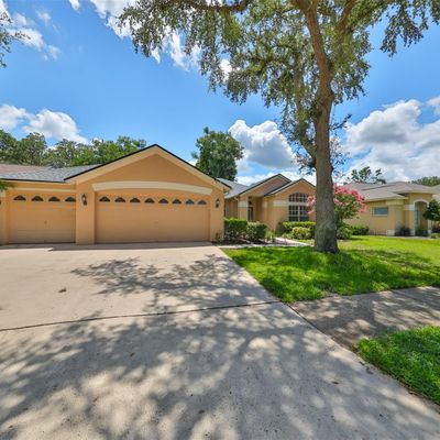 4404 Winding River Dr, Valrico, FL 33596