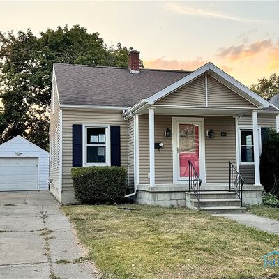 447 Marshall St, Wauseon, OH 43567