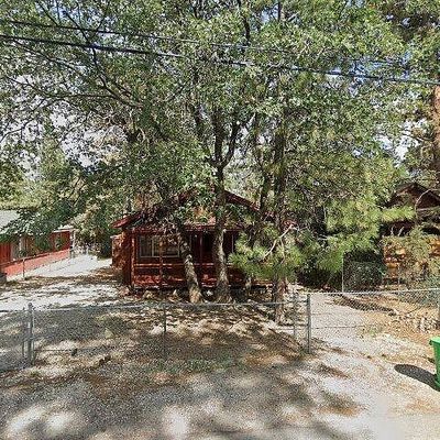 451 Cedar Ln, Sugarloaf, CA 92386