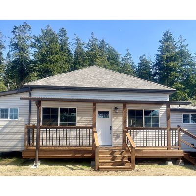 455 Park Ave, Lakeside, OR 97449