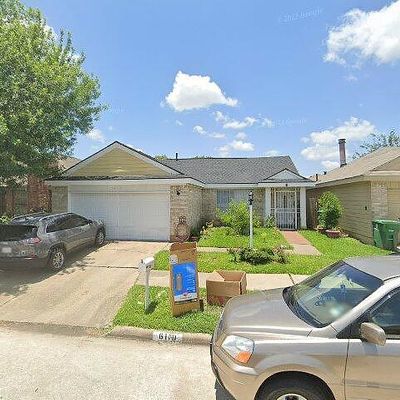 6110 Gladewell Dr, Houston, TX 77072