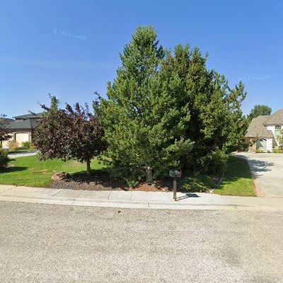 5466 N Quail Summit Pl, Boise, ID 83703