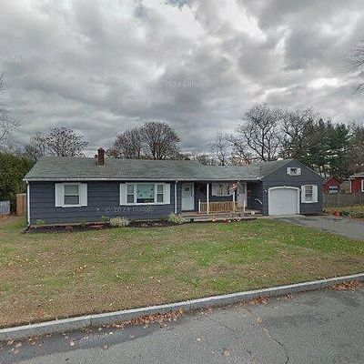 59 Kulig St, Springfield, MA 01104