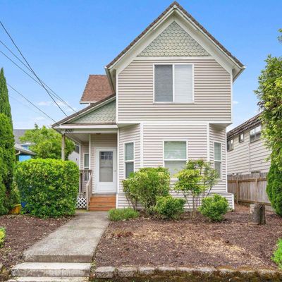 8021 Ne Flanders St, Portland, OR 97213