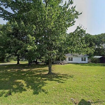 814 Pond Rd, Dickson, TN 37055