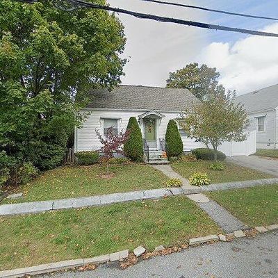 83 Argyle St, Cranston, RI 02920