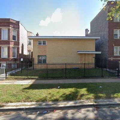 7251 S Ridgeland Ave, Chicago, IL 60649