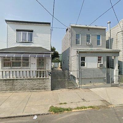 9524 89 Th St, Ozone Park, NY 11416