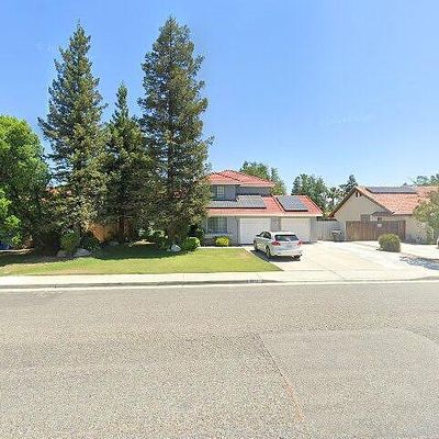 8844 Sierra Oak Dr, Bakersfield, CA 93311