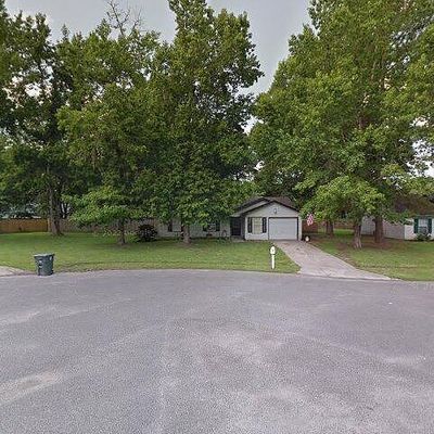 109 S Alberts Ct, Kingsland, GA 31548