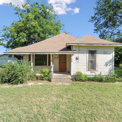 1104 E Umlang St, Thorndale, TX 76577