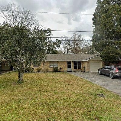 1124 S Stacy Ave, Gonzales, LA 70737