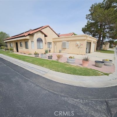 11620 Locust Ln, Apple Valley, CA 92308