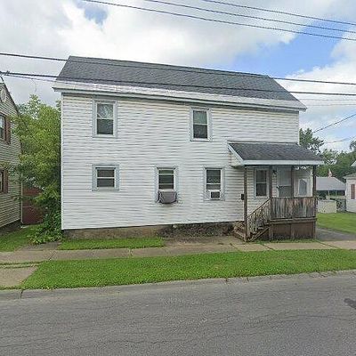 101 Meadow St, Johnstown, NY 12095