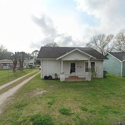 1029 Trinity Ave, Port Arthur, TX 77642