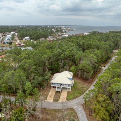 103 Holly Pt, Pass Christian, MS 39571