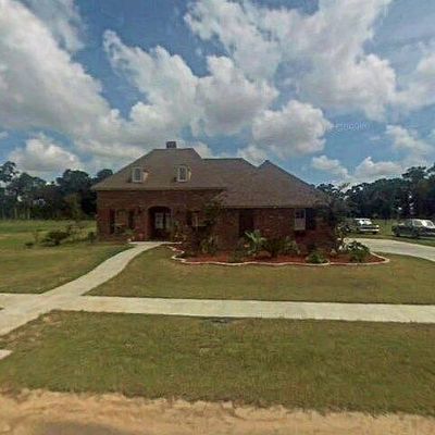 135 Hopi Ln, Opelousas, LA 70570