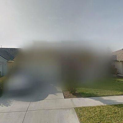 1371 Butte St, Tulare, CA 93274