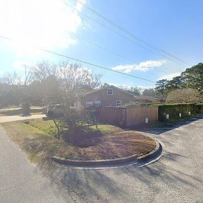 1385 Miles Dr, Charleston, SC 29407