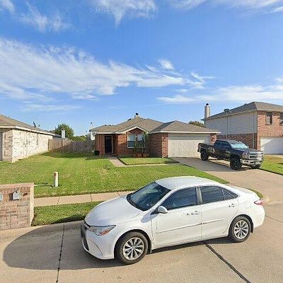 1421 Erin Dr, Burleson, TX 76028