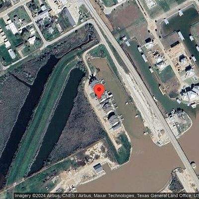 143 Boat Slip Rd, Matagorda, TX 77457