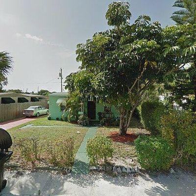 1452 Ne 154 Th Ter, North Miami Beach, FL 33162