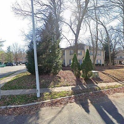 13 Citation Ct, Tinton Falls, NJ 07724