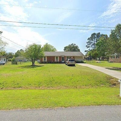 16760 Douglas Ave, Laurinburg, NC 28352